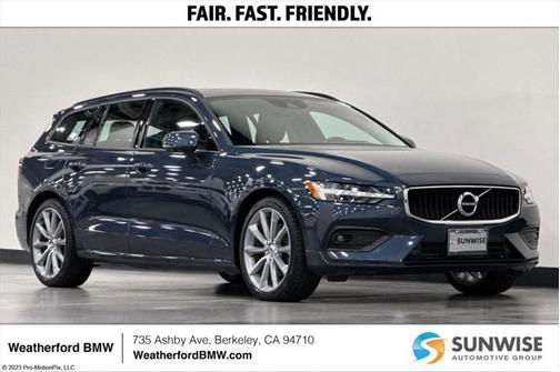 2021 Volvo V60 T5 Momentum
