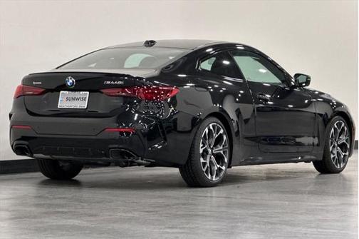 2025 BMW M440 i