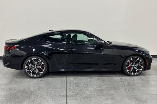 2025 BMW M440 i