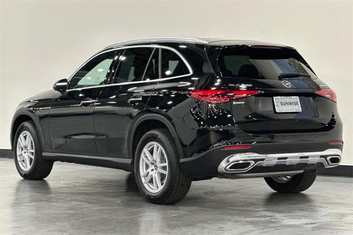 2025 Mercedes-Benz GLC 300 4MATIC