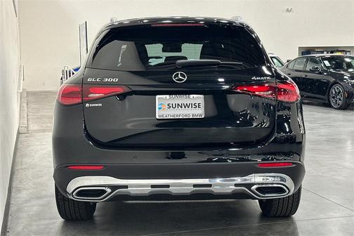 2025 Mercedes-Benz GLC 300 4MATIC