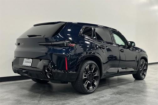 2024 BMW XM Base