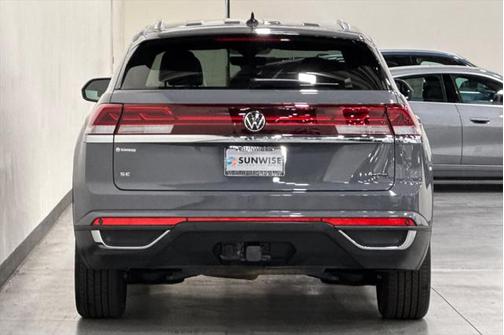 2024 Volkswagen Atlas Cross Sport 2.0T SE w/Technology 4MOTION