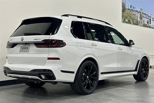 2023 BMW X7 xDrive40i