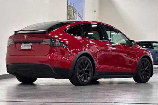 2022 Tesla Model X Dual Motor All-Wheel Drive