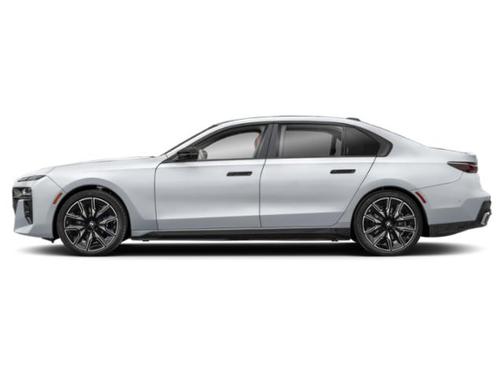 2025 BMW i7 M70