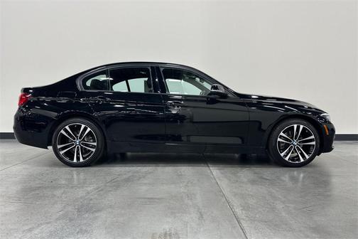 2018 BMW 330 330i