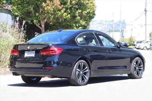 2018 BMW 330 330i