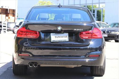 2018 BMW 330 330i