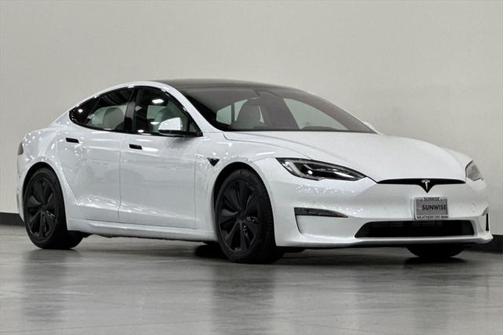 2022 Tesla Model S Base