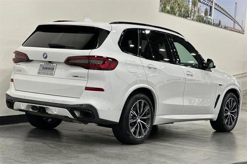 2023 BMW X5 PHEV xDrive45e