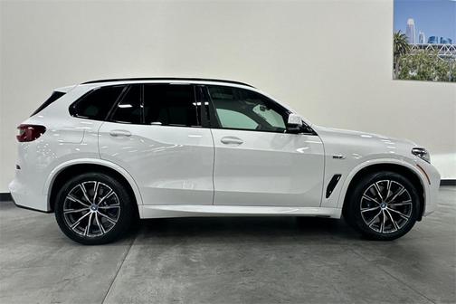 2023 BMW X5 PHEV xDrive45e