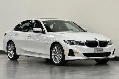 2023 BMW 330e 