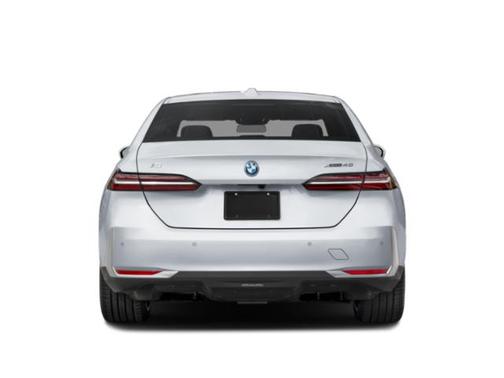 2025 BMW i5 M60