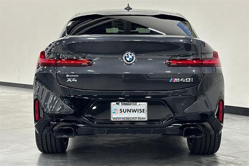 2022 BMW X4 M40i