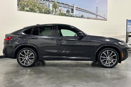 2022 BMW X4 M40i