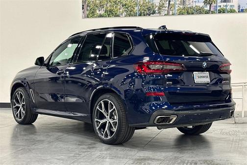 2023 BMW X5 M50i