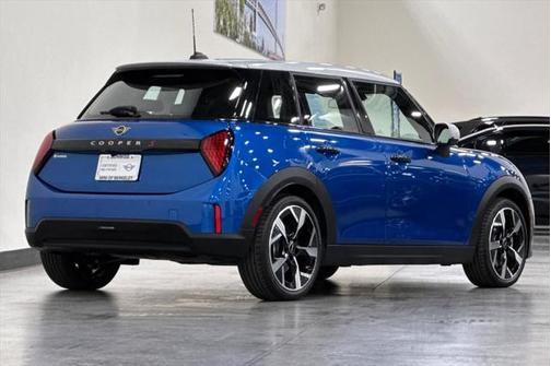 2025 MINI Hardtop Cooper S