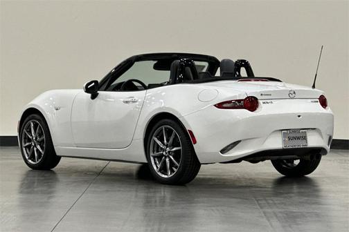 2022 Mazda MX-5 Miata Grand Touring