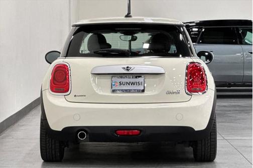2015 MINI Hardtop Cooper