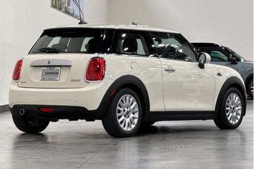 2015 MINI Hardtop Cooper