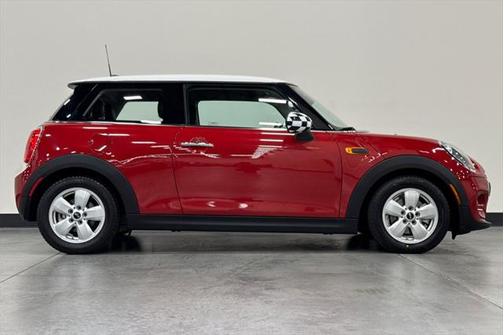 2016 MINI Hardtop Cooper