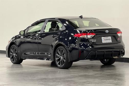 2025 Toyota Corolla Hybrid SE