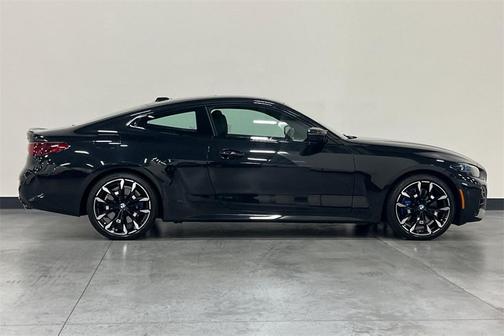 2025 BMW M440 i xDrive
