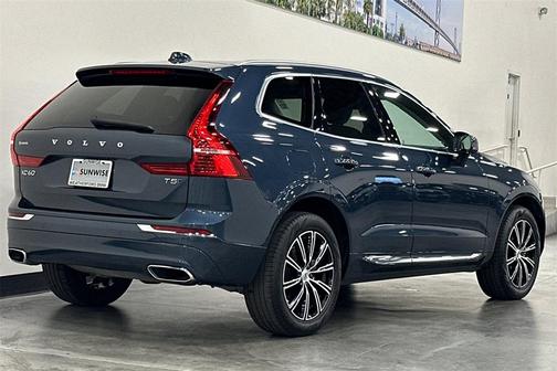 2021 Volvo XC60 T5 Inscription