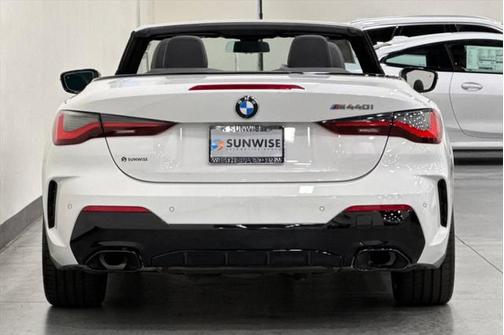 2024 BMW M440 i
