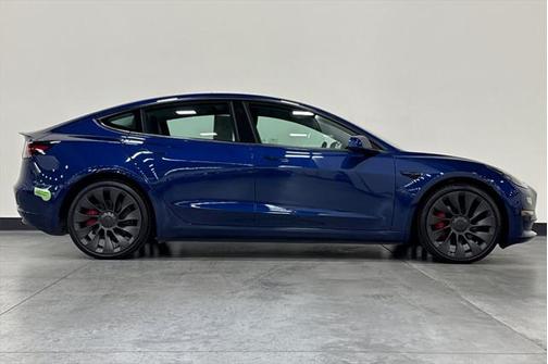 2023 Tesla Model 3 Performance