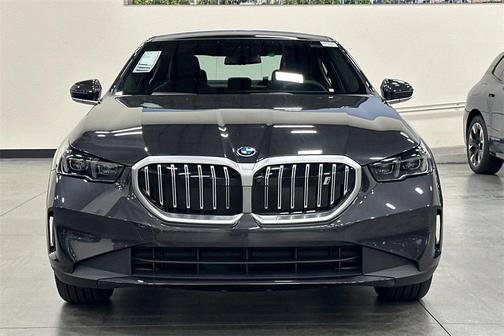 2026 BMW i5 eDrive40