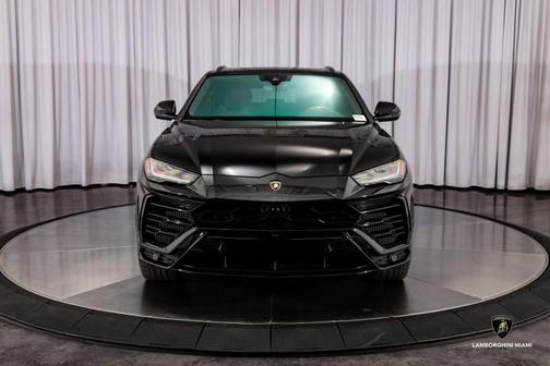 2020 Lamborghini Urus