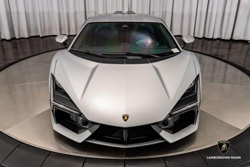 2024 Lamborghini Revuelto Base