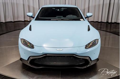 2020 Aston Martin Vantage Base
