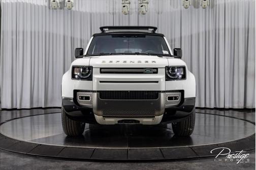 2022 Land Rover Defender 110 X-Dynamic SE