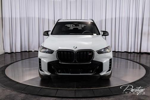 2025 BMW X5 M60i