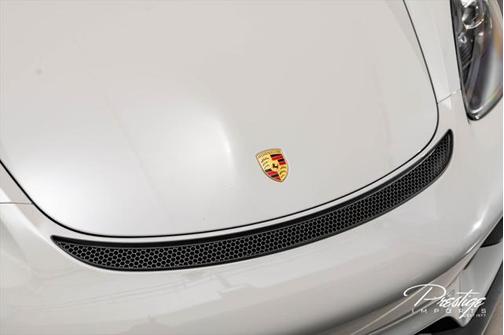 2023 Porsche 718 Cayman GT4