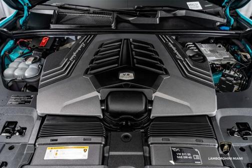 2024 Lamborghini Urus S