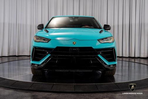 2024 Lamborghini Urus S