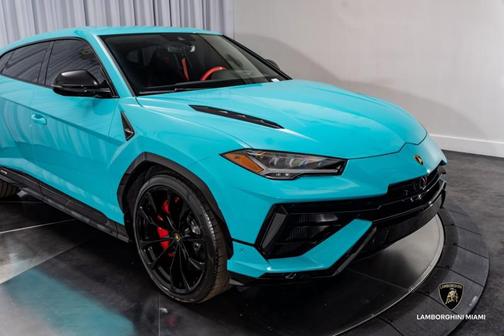 2024 Lamborghini Urus S