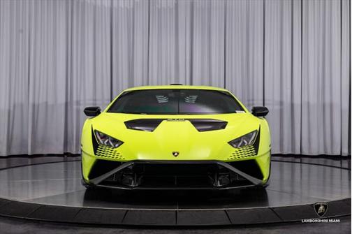 2022 Lamborghini Huracan STO Coupe