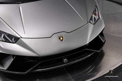2018 Lamborghini Huracan Performante