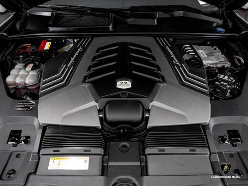 GRAY 2023 Lamborghini Urus S