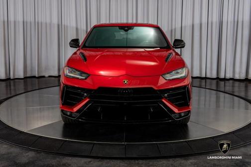 2024 Lamborghini Urus S