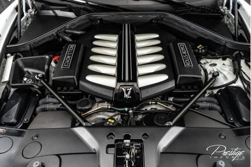 2019 Rolls-Royce Dawn Base