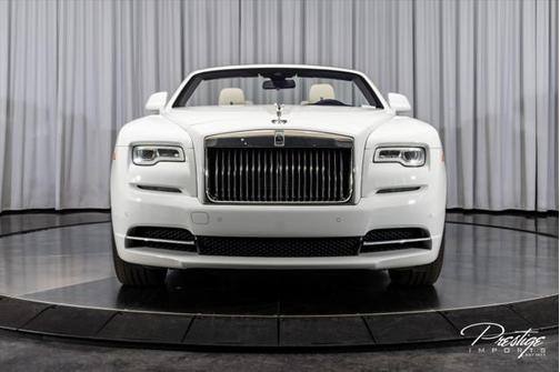 2019 Rolls-Royce Dawn Base