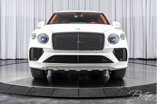2022 Bentley Bentayga V8