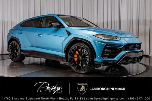 2022 Lamborghini Urus Graphite Capsule