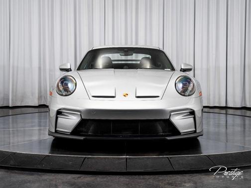 GT Silver Metallic 2026 Porsche 911 GT3